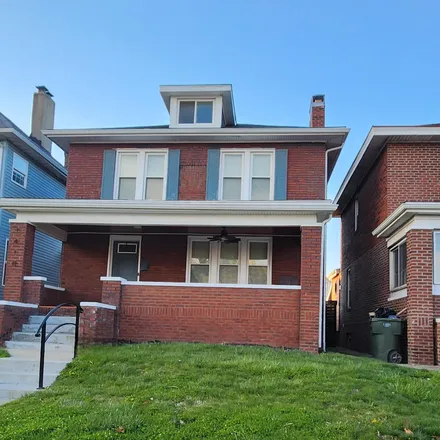Rent this 3 bed house on 1410 Hildreth Ave in Columbus, OH 43203