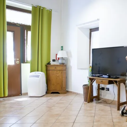 Image 3 - Via di San Martino ai Monti, 17, 00184 Rome RM, Italy - Apartment for rent