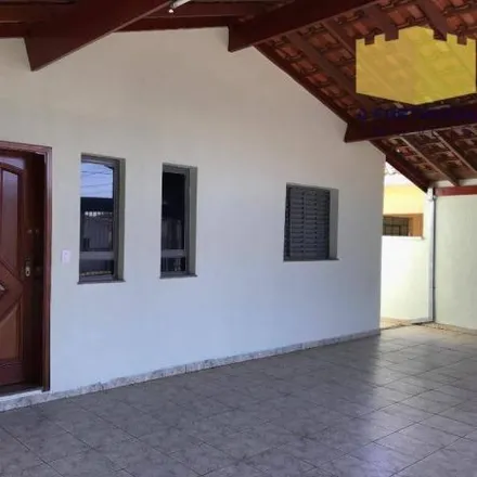 Rent this 2 bed house on Rua das Begônias in Cidade Jardim II, Americana - SP