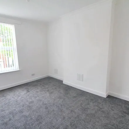 Image 6 - 130 Foxhall Road, Nottingham, NG7 6LH, United Kingdom - Apartment for rent