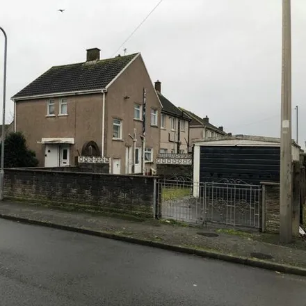 Buy this 3 bed duplex on Strauss Road in Neath Port Talbot, SA12 7TL