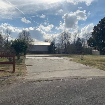 Buy this studio house on 127 Meadowland Road in Bradley County, TN 37353