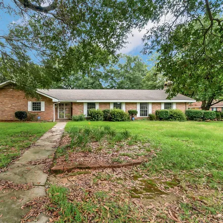 Buy this 3 bed house on 1304 Windsor Drive in Hattiesburg, MS 39402