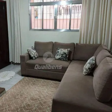 Buy this 2 bed house on Rua Alméria in Jardim do Estádio, Santo André - SP