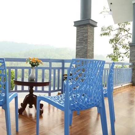 Image 7 - Chithirapuram Po Anachal, MunnarBlue Mist Villa - House for rent