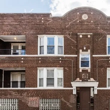 Image 1 - 3901-3907 West Belden Avenue, Chicago, IL 60647, USA - House for rent