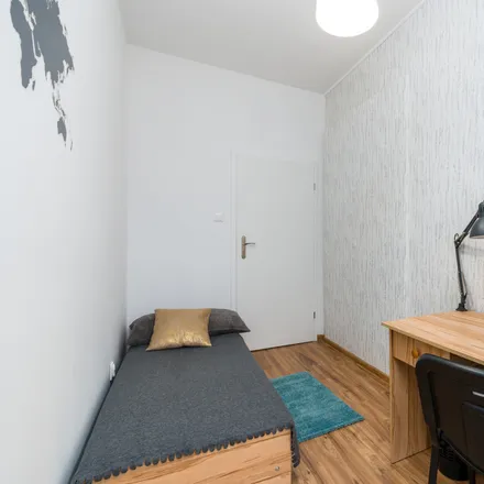 Rent this 6 bed room on Górna Wilda 91 in 61-571 Poznań, Poland