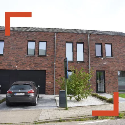 Rent this 3 bed apartment on Sint-Elooisweg 2A in 8902 Ypres, Belgium