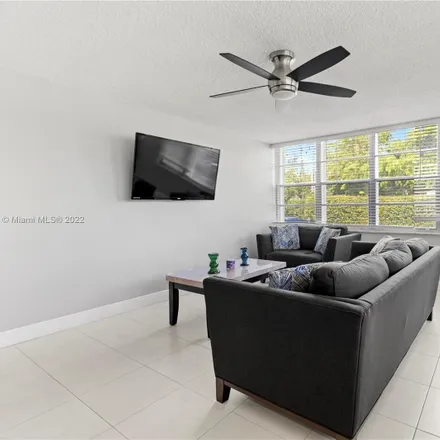 Image 4 - 2731 Taft Street, Hollywood, FL 33020, USA - Condo for rent