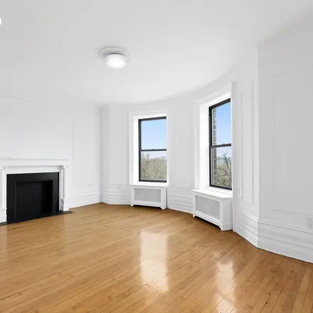 Image 4 - The Victoria, 250 Riverside Drive, New York, NY 10025, USA - Apartment for rent