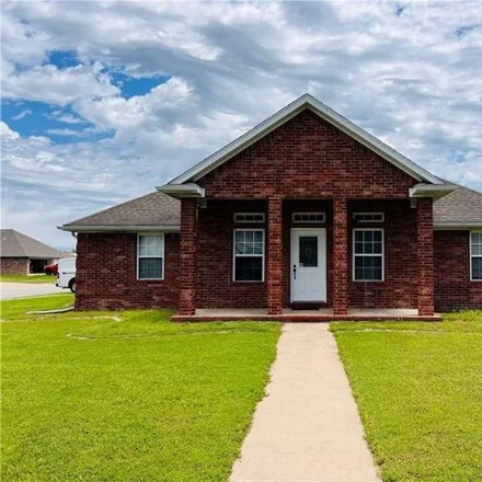 Buy this 3 bed house on 301 Hindman Drive in Prairie Grove, AR 72753