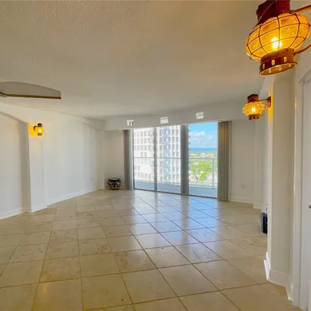 Image 2 - Collins Avenue & 5600 Block, Collins Avenue Service Road, Miami Beach, FL 33141, USA - Condo for rent