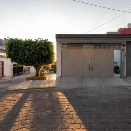 Buy this 3 bed house on Calle Santo Tomás in 72595 Puebla, PUE