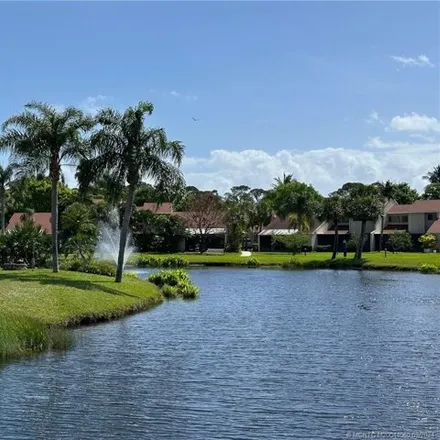 Image 3 - 1580 Southwest Crossing Circle, Palm City, FL 34990, USA - Townhouse for sale