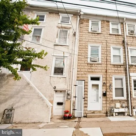 Rent this 3 bed house on 129 Maple Street in Conshohocken, PA 19428