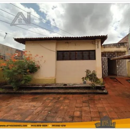 Buy this 5 bed house on Rua Sousa Girão 441 in Fátima, Fortaleza - CE