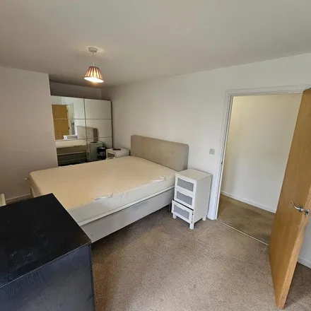 Rent this 2 bed apartment on Helmdon Road in Leicester, LE2 7AL