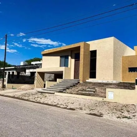 Buy this 3 bed house on FM universo 98.7 in Rey del Bosque, Departamento Punilla