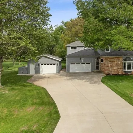 Image 2 - 8953 North 1550 East Road, Hendrix, McLean County, IL 61705, USA - House for sale