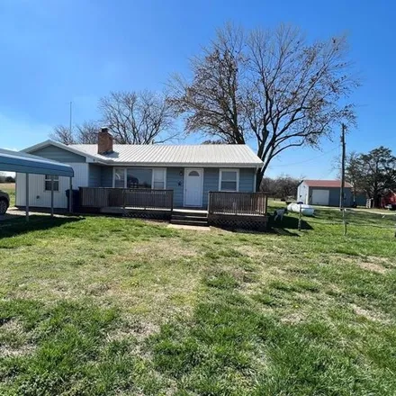 Buy this 3 bed house on 2200 Road in Montgomery County, KS 67340
