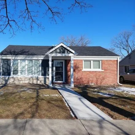 Buy this 3 bed house on 4068 West 107th Street in Oak Lawn, IL 60453