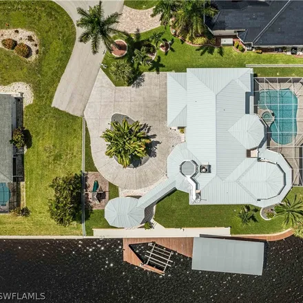 Image 3 - 3102 Southeast 22nd Avenue, Cape Coral, FL 33904, USA - House for sale
