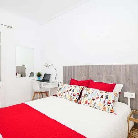 Image 1 - Carrer de València, 592, 08026 Barcelona, Spain - Room for rent