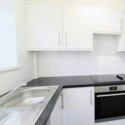 Image 5 - Leafield Road, Liverpool, L25 0PY, United Kingdom - Duplex for rent