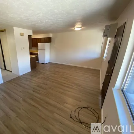 Rent this 1 bed apartment on 410 West Winnie Lane