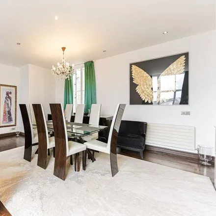 Image 2 - Sutherland House, Marloes Road, London, W8 6LE, United Kingdom - Apartment for rent