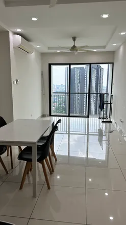 Rent this 3 bed apartment on Klinik KL Trader Center in Jalan Suria Setapak 1, 53000 Kuala Lumpur