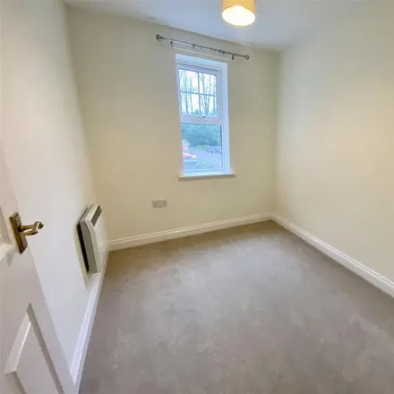 Image 7 - Brooklands, Maple Road / near Brooklands Road, Maple Road, Manchester, M23 9RL, United Kingdom - Apartment for rent