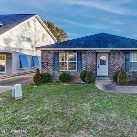 Buy this 3 bed house on 2121 Lindhridge Drive in Gulfport, MS 39507