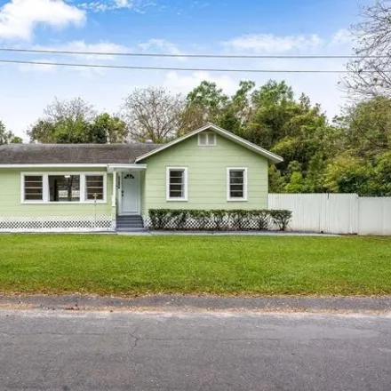 Buy this 2 bed house on 37444 Carter Avenue in Dade City, FL 33523