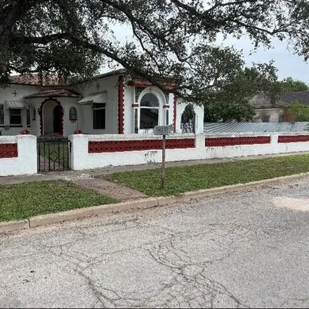 Buy this 3 bed house on 377 South Tovar Street in San Diego, TX 78384