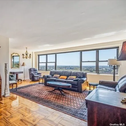 Image 3 - Silver Towers, Queens Boulevard, New York, NY 11415, USA - Apartment for sale