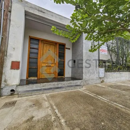 Buy this 2 bed house on San Martín 558 in Departamento General San Martín, 5903 Villa Nueva