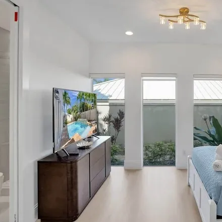 Rent this 6 bed house on Deerfield Beach