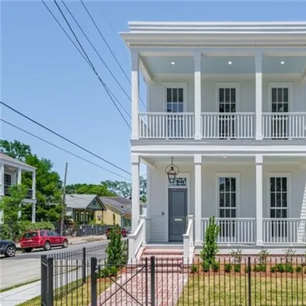Buy this 4 bed house on 1633 First Street in New Orleans, LA 70130