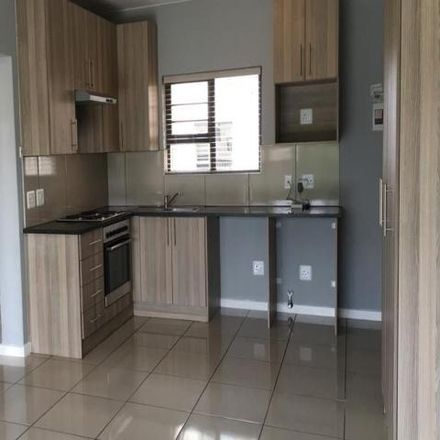 Rent this 2 bed apartment on unnamed road in Goedeburg, Gauteng