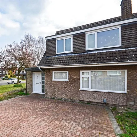 Rent this 3 bed duplex on 1 Leyburn Close in Cambridge, CB1 9XR