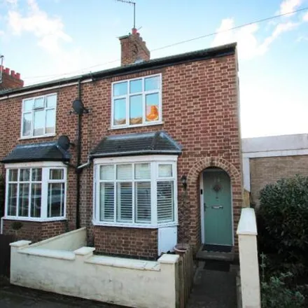 Buy this 3 bed house on St Mary's C of E Voluntary Aided Primary School in Fuller Street, Kettering