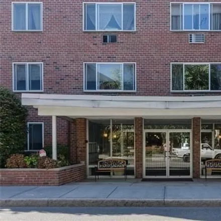 Image 2 - The Concorde, 50 Green Street, Brookline, MA 02446, USA - Condo for rent
