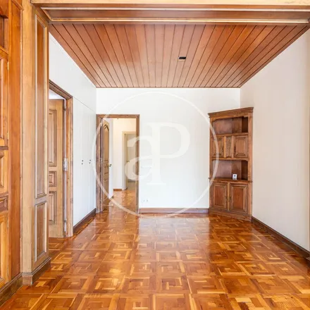 Rent this 4 bed apartment on Carrer del Doctor Fleming in 9, 08001 Barcelona