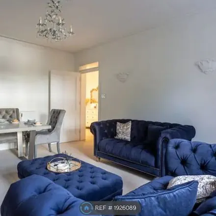 Image 5 - Wilbury Villas, Cromwell Road, Hove, BN3 3DX, United Kingdom - Apartment for rent
