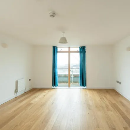 Image 4 - The Robinson Building, Norfolk Place, Bristol, BS3 4AE, United Kingdom - Apartment for sale