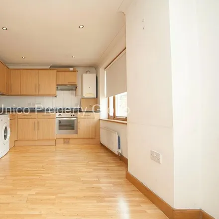 Image 4 - Davenant Centre, 179-181 Whitechapel Road, Spitalfields, London, E1 1DW, United Kingdom - Apartment for rent