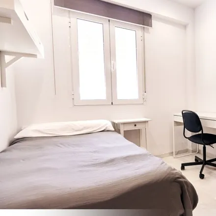 Rent this 3 bed room on IES Politécnico in Calle Virgen de la Victoria, 41120 Seville