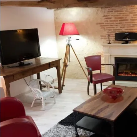 Rent this 1 bed house on 85200 Fontenay-le-Comte