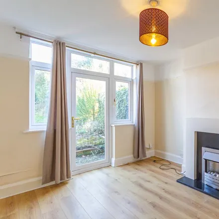 Image 3 - Woodleigh Avenue, Metchley, B17 0NL, United Kingdom - Duplex for rent